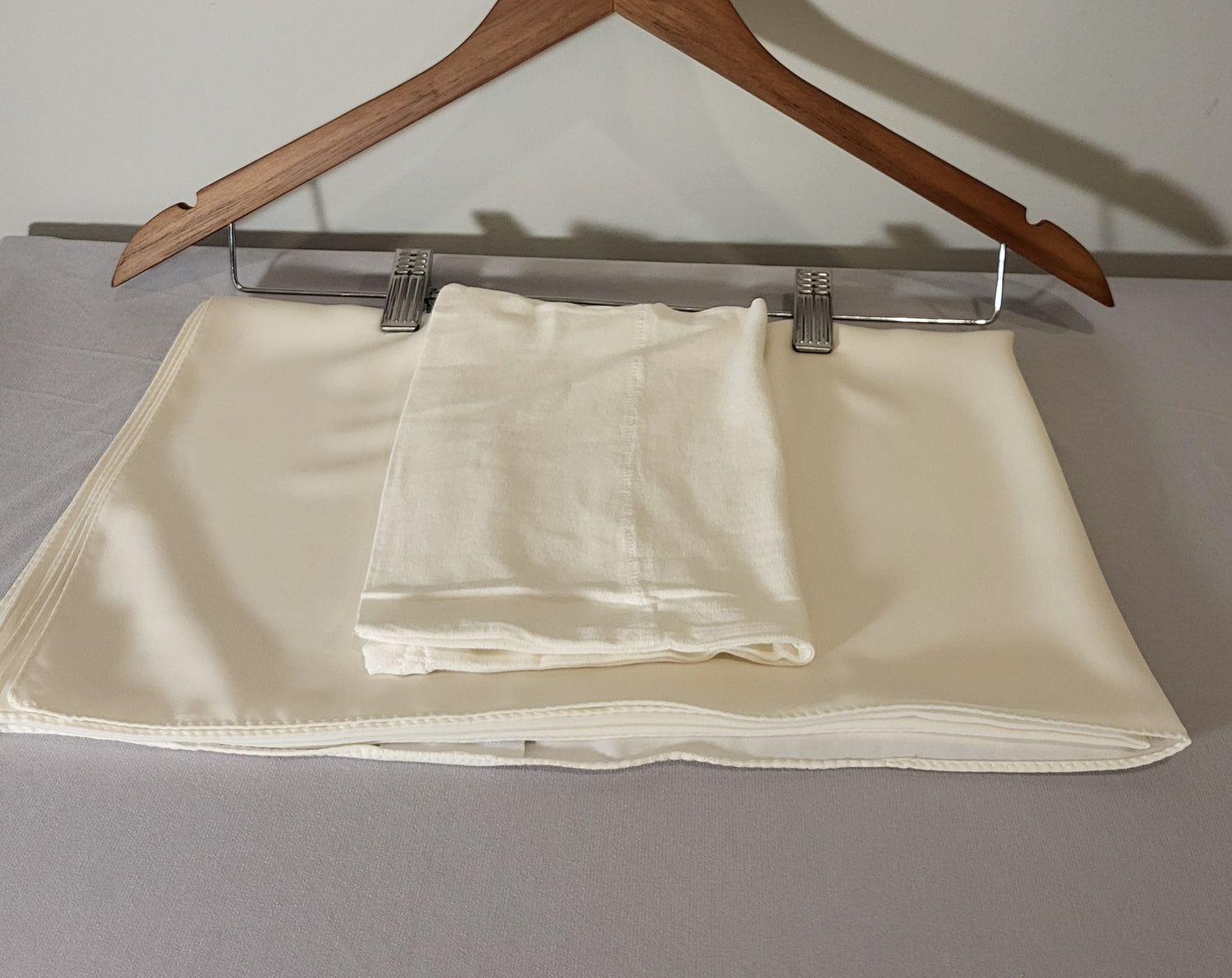 Medina Matching Hijab & Undercap Set - Cream