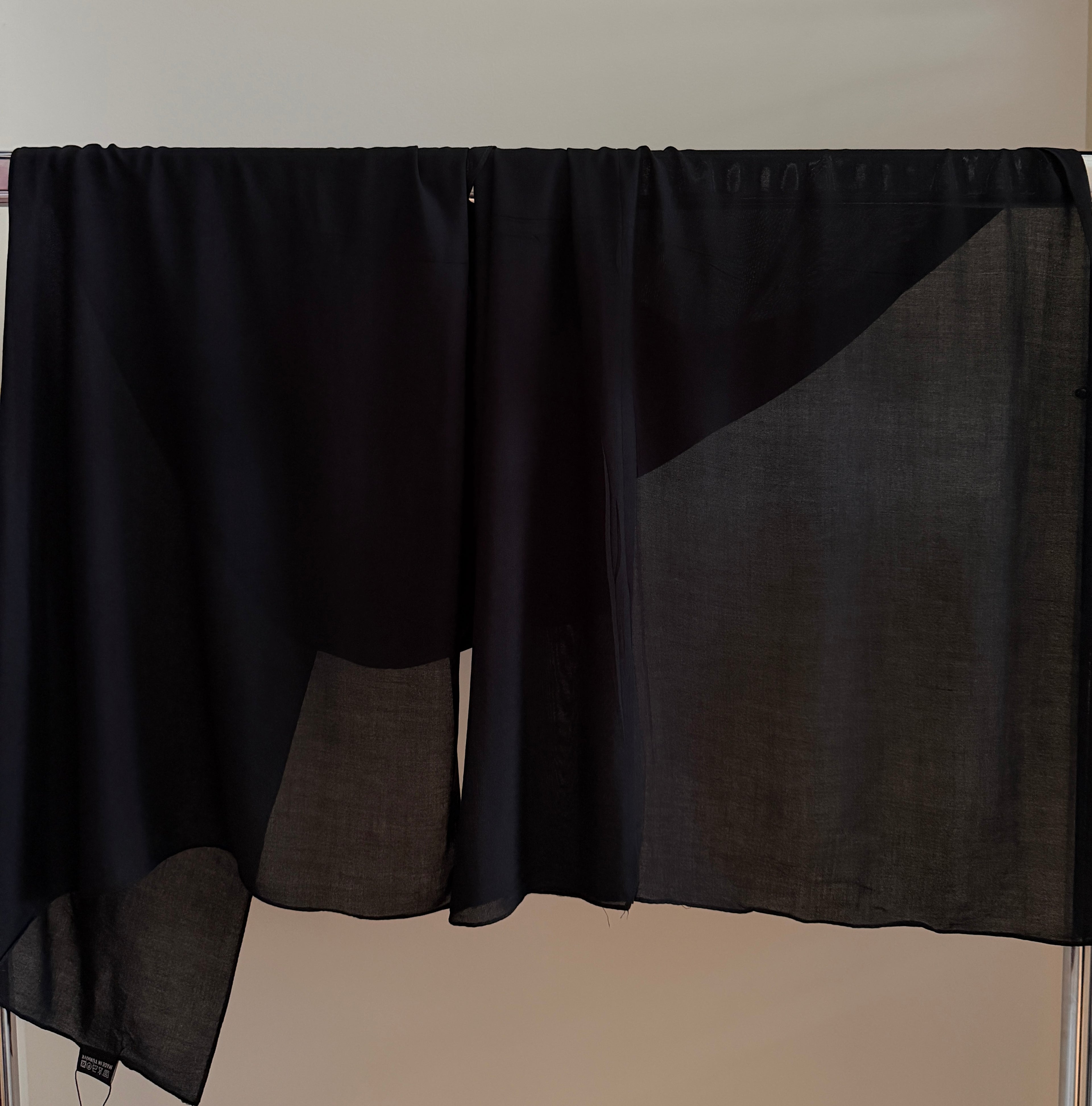 Modal-Black