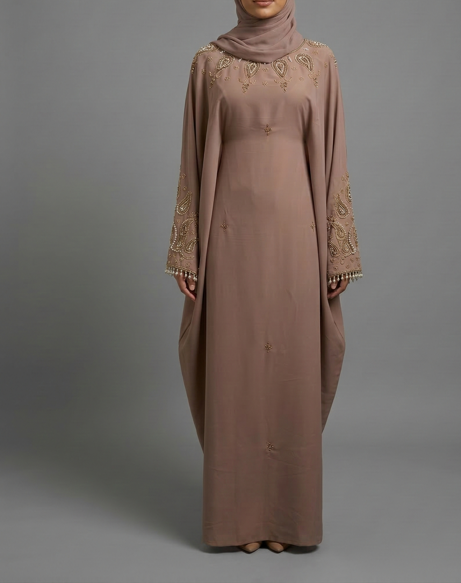 Luxury Pearl Closed Abaya- Brown