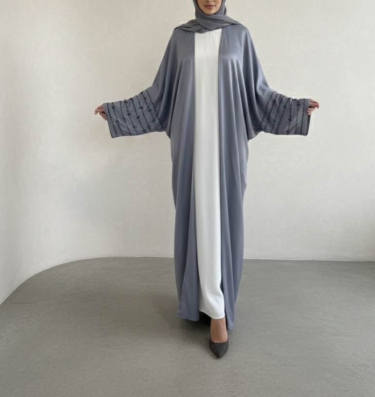 Grey/White Abaya Set