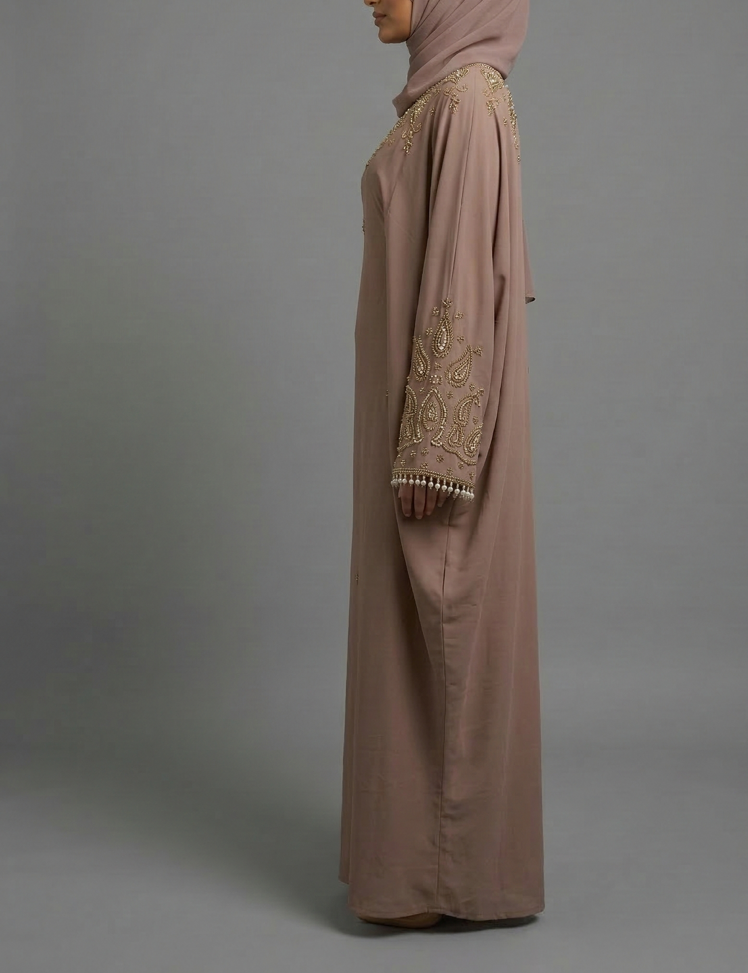 Luxury Pearl Closed Abaya- Brown